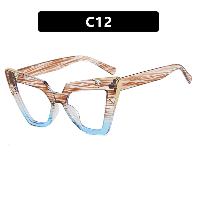Women's Cat-Eye Sunglasses with Luxurious Design and Protective UV Filter Stornfield