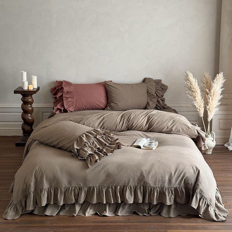 Ruffled linen bedding set with multi-layered frill and washed soft texture