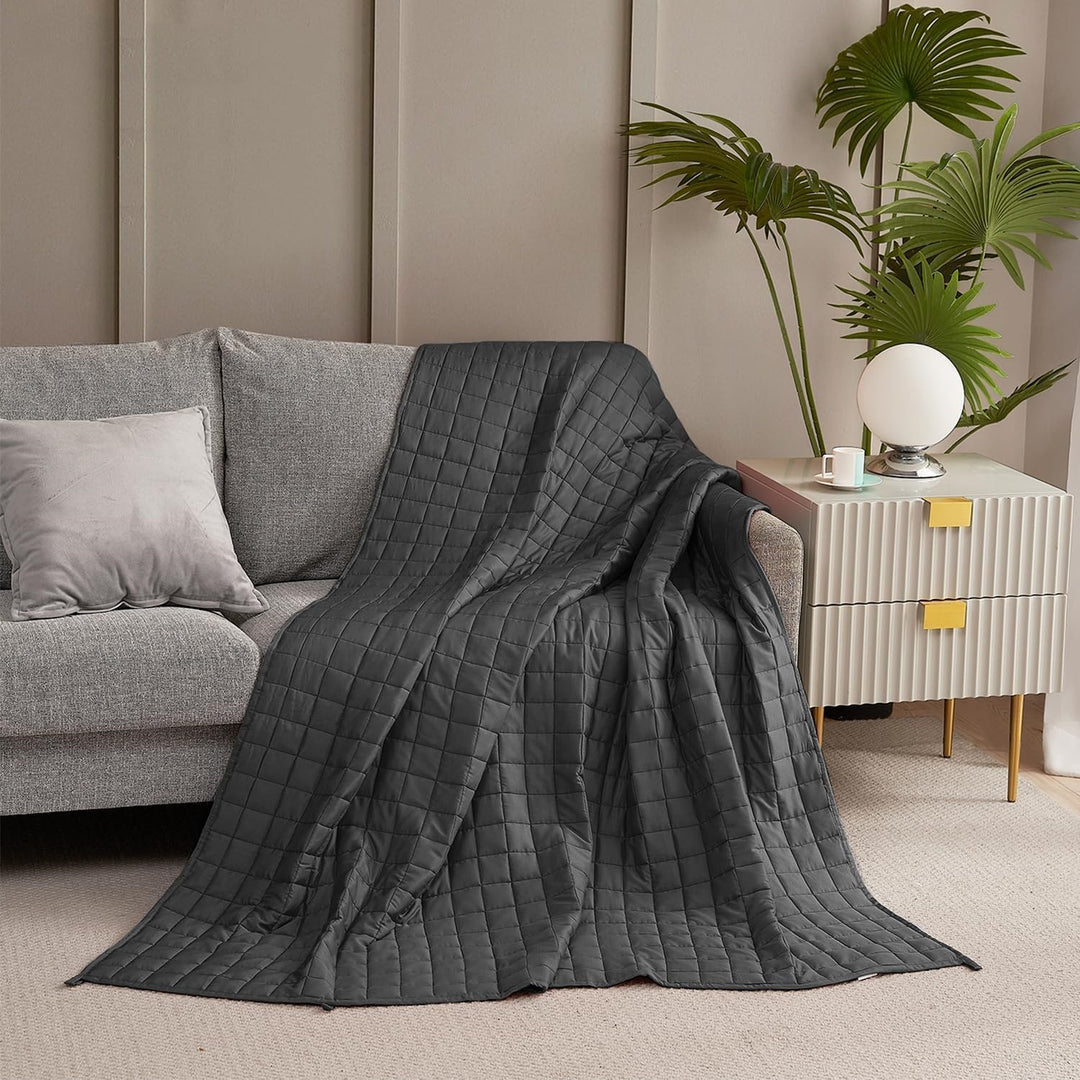 Ladies quilted bed sheet Stornfield