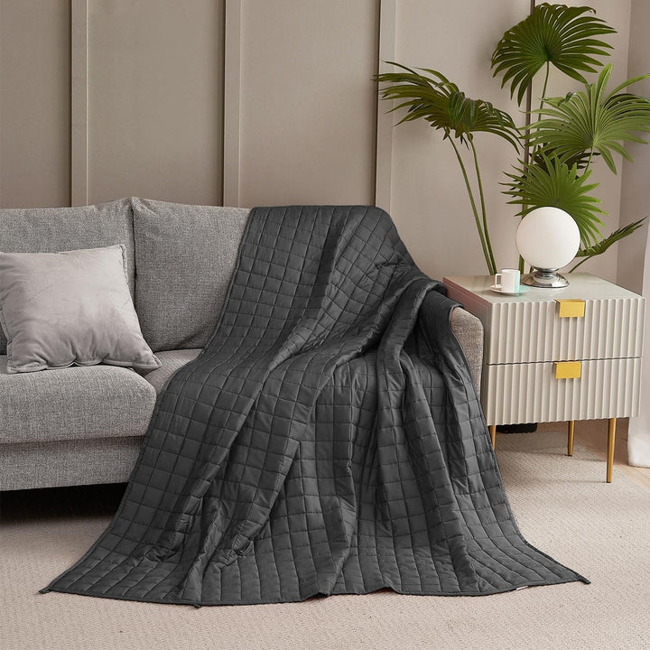 Ladies quilted bed sheet Stornfield