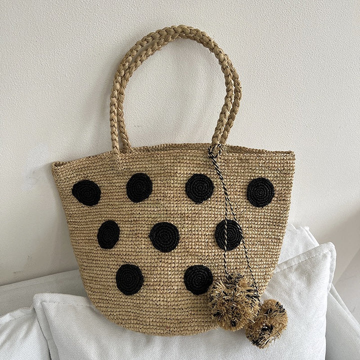 Handcrafted straw bag with geometric pattern Stornfield