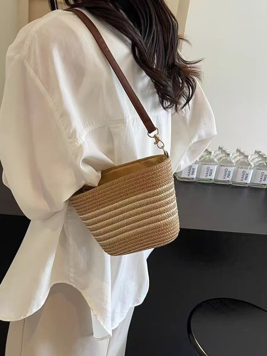 Elegant and Versatile Shoulder Bag Stornfield