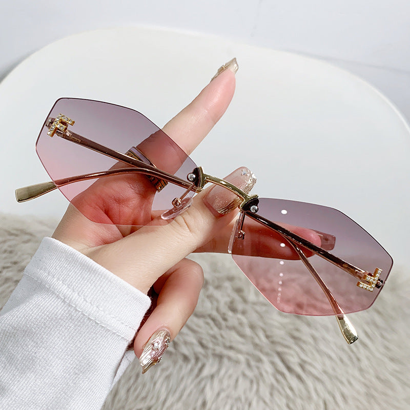 Women's designer sunglasses with innovative hexagonal frame Stornfield