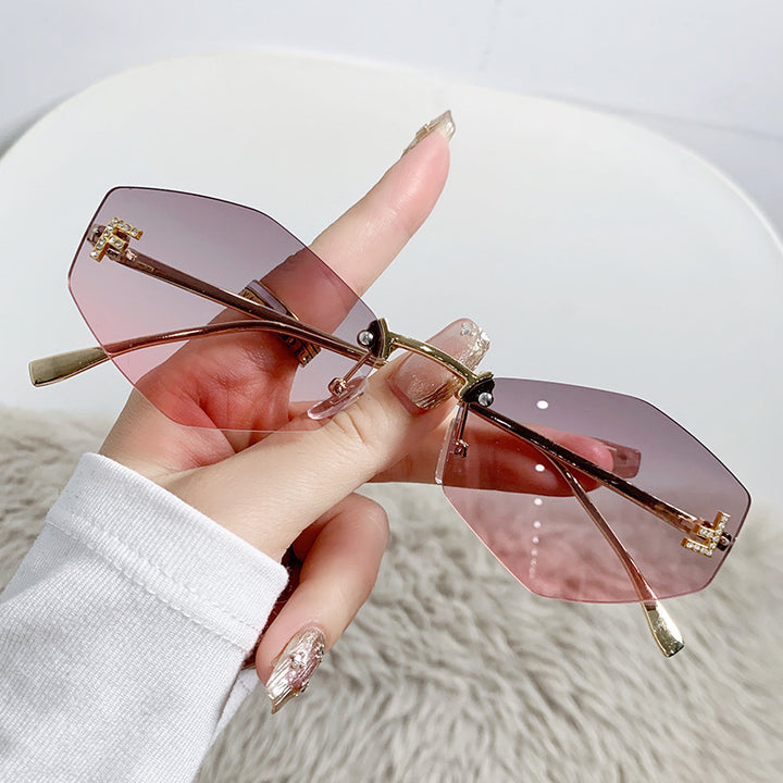 Women's designer sunglasses with innovative hexagonal frame Stornfield