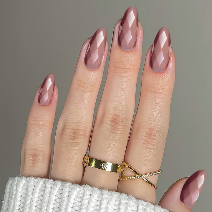 Diamond-Shaped Glossy Nail Extensions Stornfield