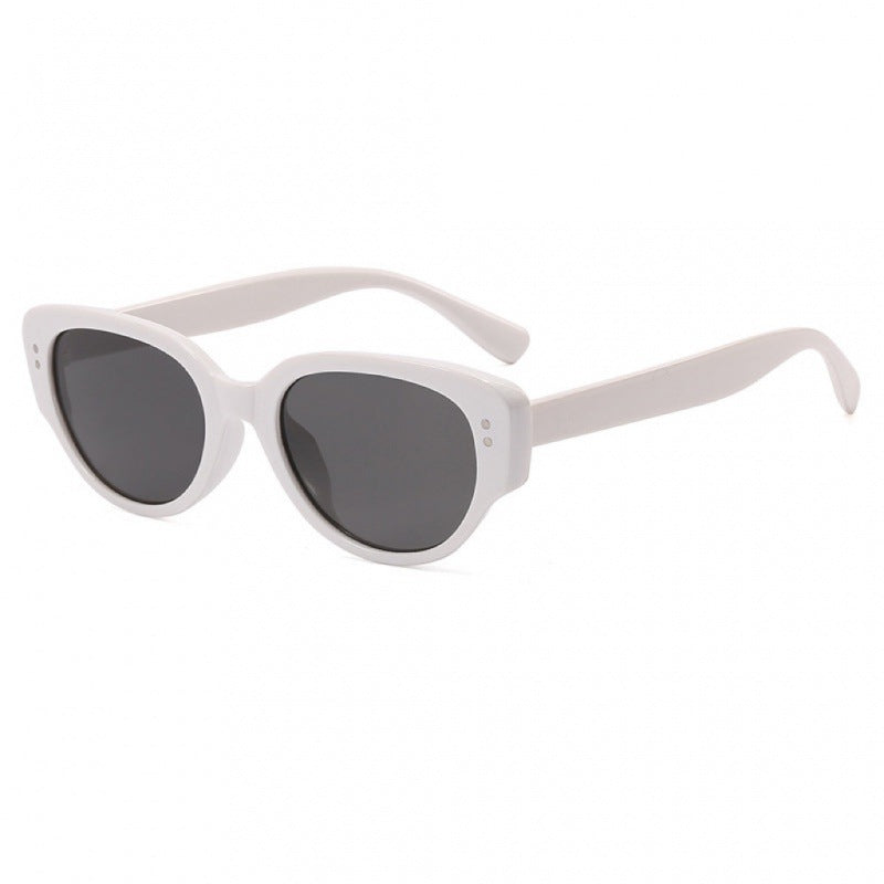 Retro-Inspired Cat Eye Sunglasses Stornfield