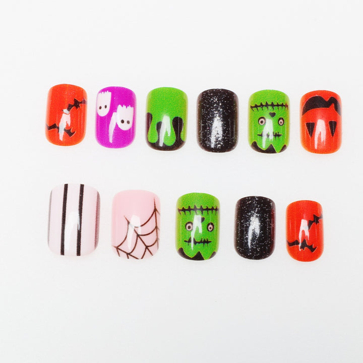 Halloween-Themed Nail Art Stornfield