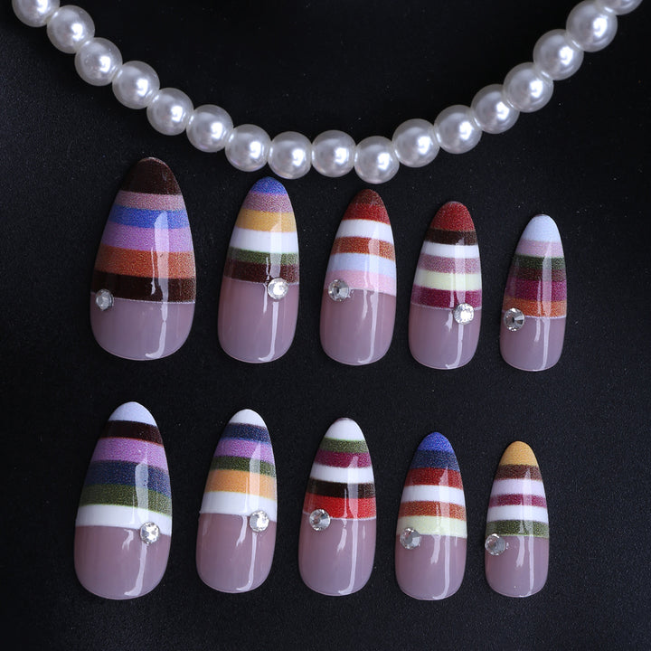 Artificial Nails in Modern Stripe Design Stornfield