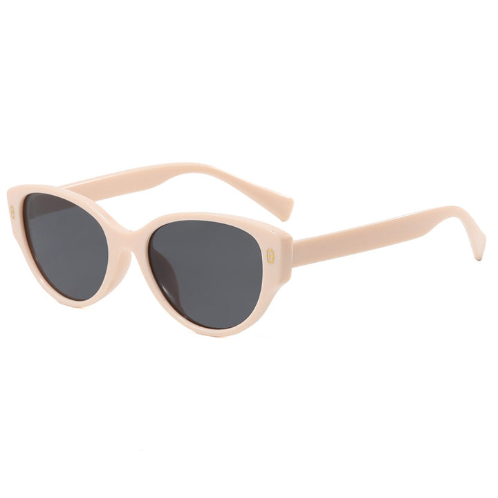 Ladies Cat-Eye Sunglasses with Modern Plastic Frame Stornfield