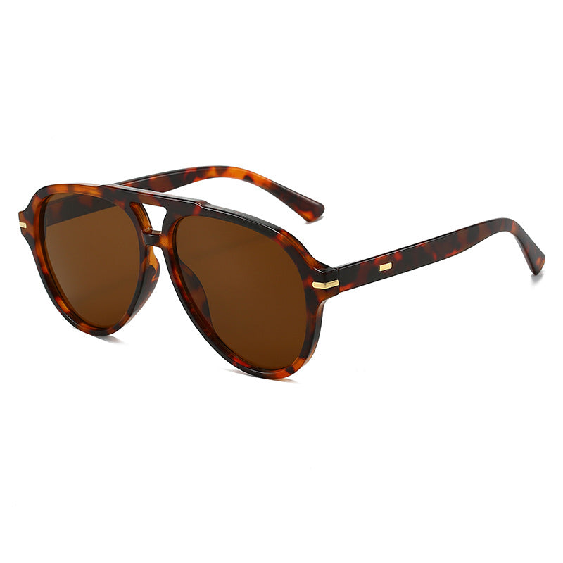 Women's fashionable sunglasses with stylish tortoise frame Stornfield