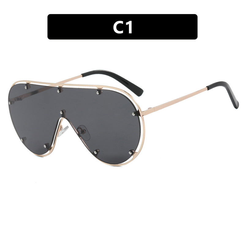Women's fashionable oversized sunglasses in stylish retro design Stornfield