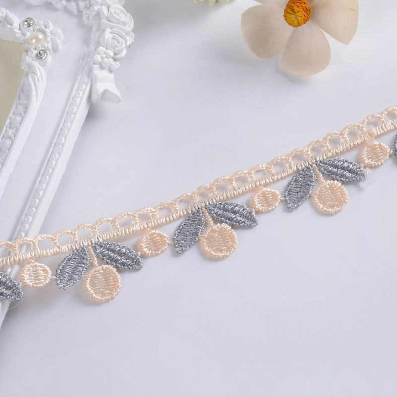 Delicate lace trim Stornfield