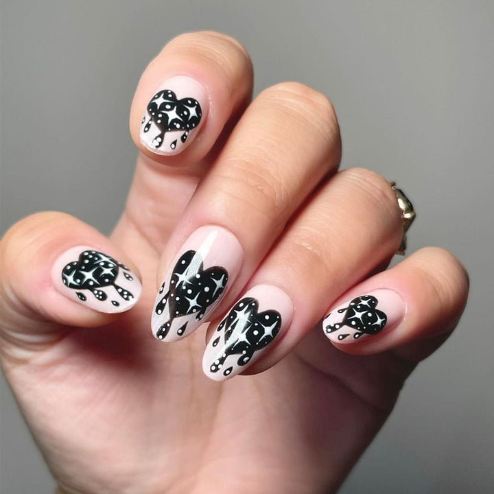 Artistic Heart-Design Press-On Nails Stornfield
