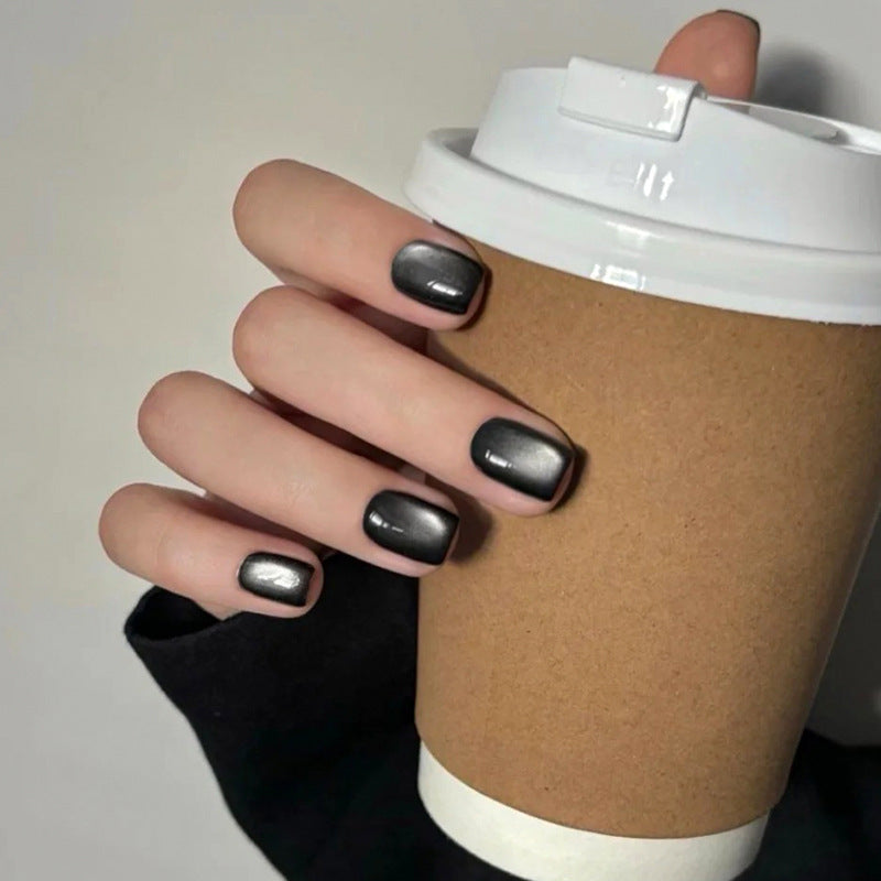 Artificial nails with holographic shine Stornfield