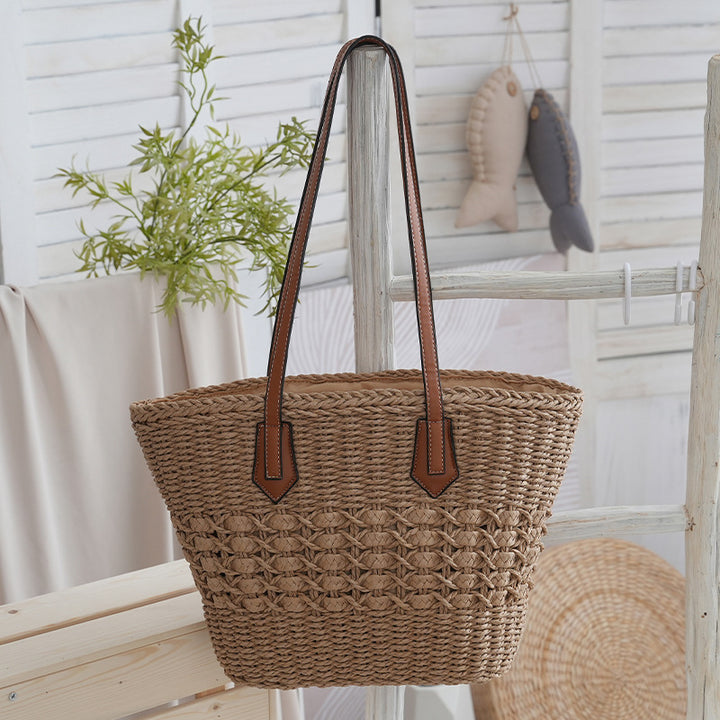 Handmade shopping and beach bag made from natural materials Stornfield