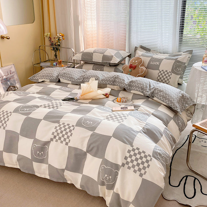 Playful Bear Checkered Comforter Set