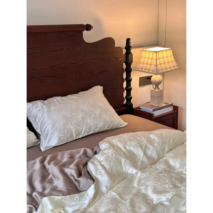 Elegant Decorative Table Lamp