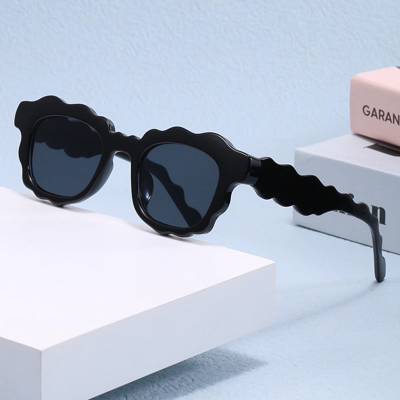 Women's Fashion Sunglasses in Trend Design Stornfield