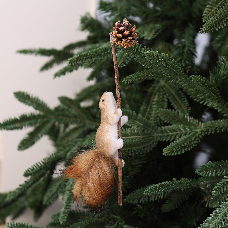 Cute decoration figure with squirrel motif Stornfield