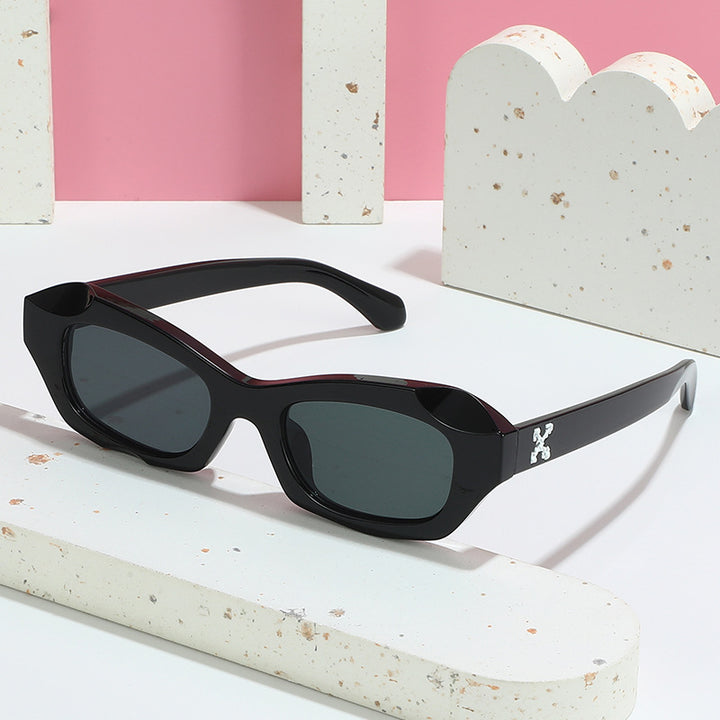Women’s fashionable sunglasses in innovative design Stornfield