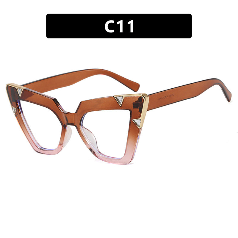 Women's Cat-Eye Sunglasses with Luxurious Design and Protective UV Filter Stornfield