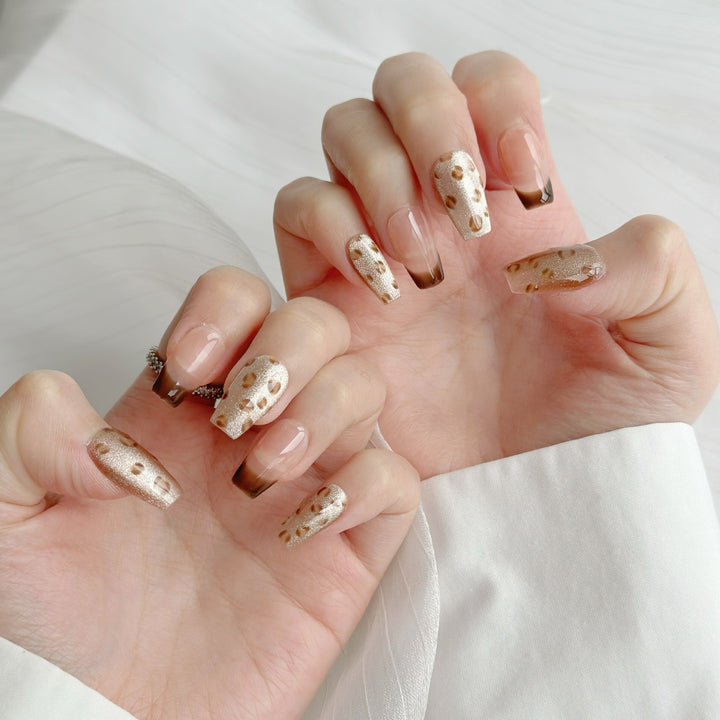 Decorative Press-On Nail Art Set with Unique Pattern