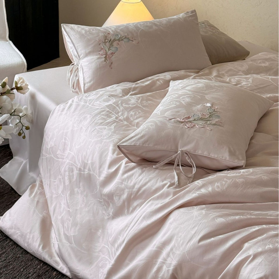 Luxurious satin bedding set with floral jacquard texture and fine floral embroidery