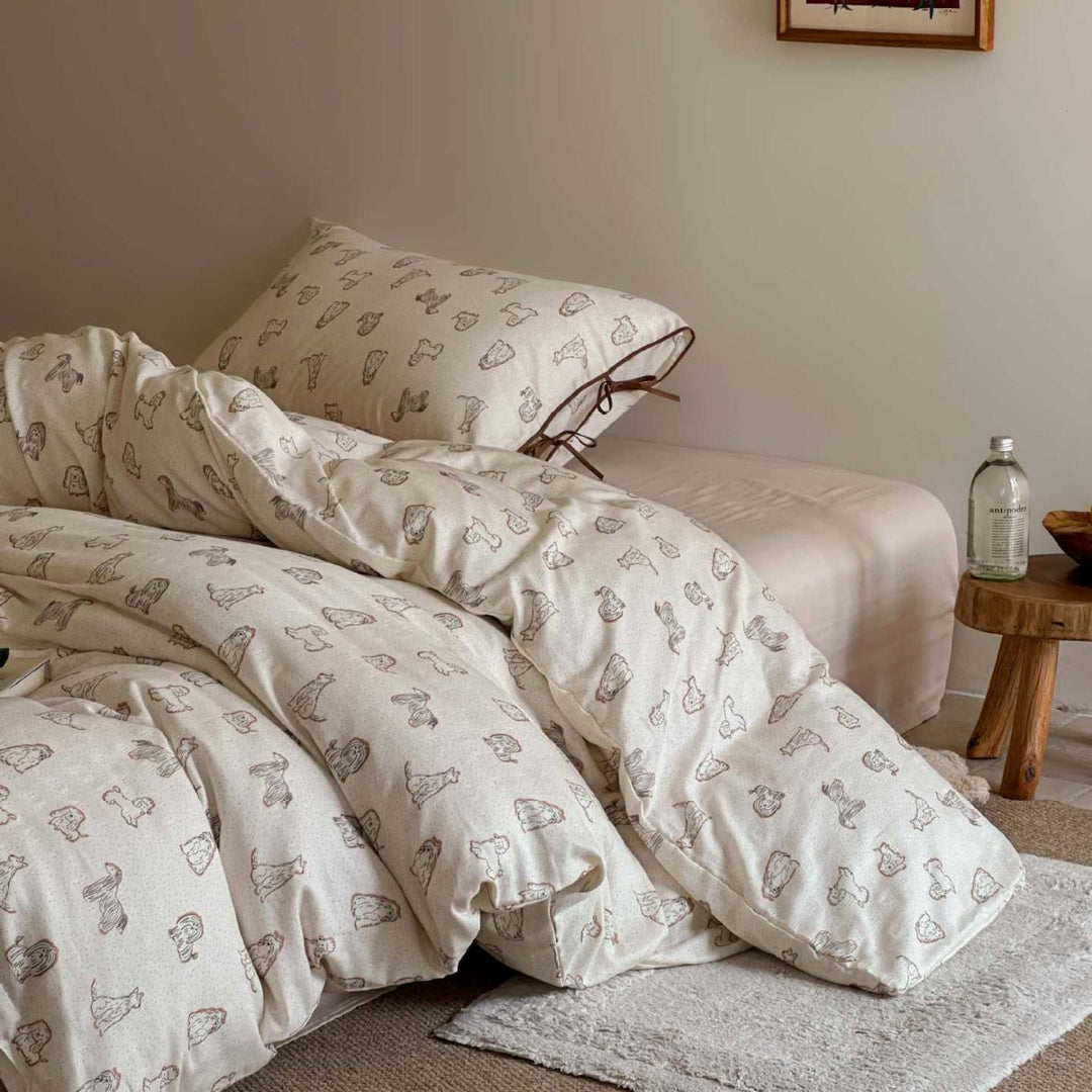 Cozy bedding set made of cotton percale with fine Vichy check and bow decoration