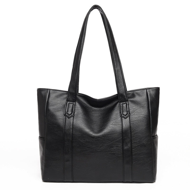 Stylish and Spacious Leather Bag Stornfield