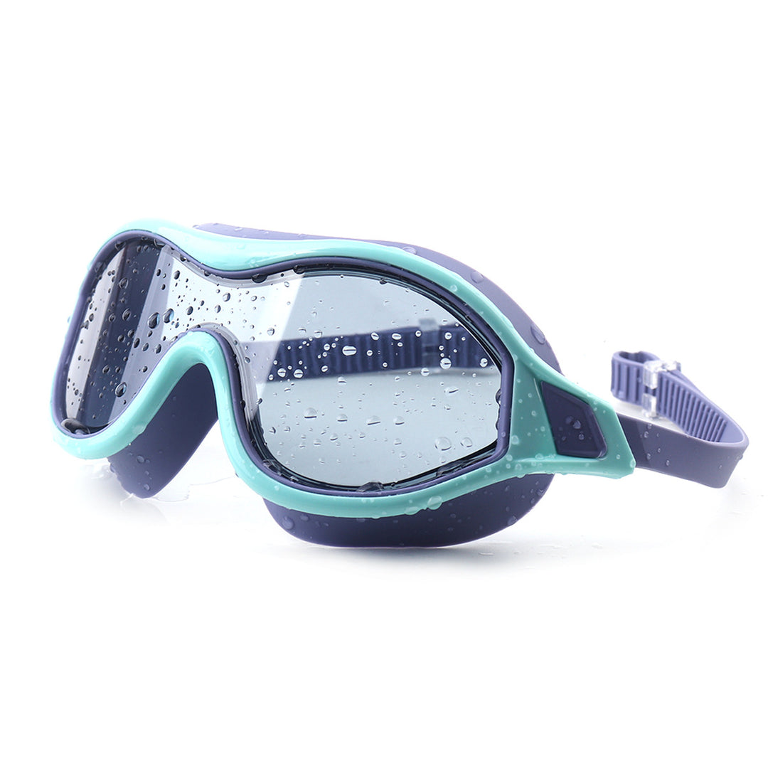 Powerful swim mask with wide lenses and anti-fog coating Stornfield