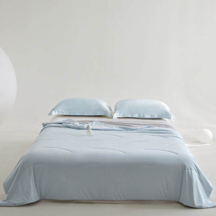 Women's breathable and comfortable blanket with soft texture Stornfield