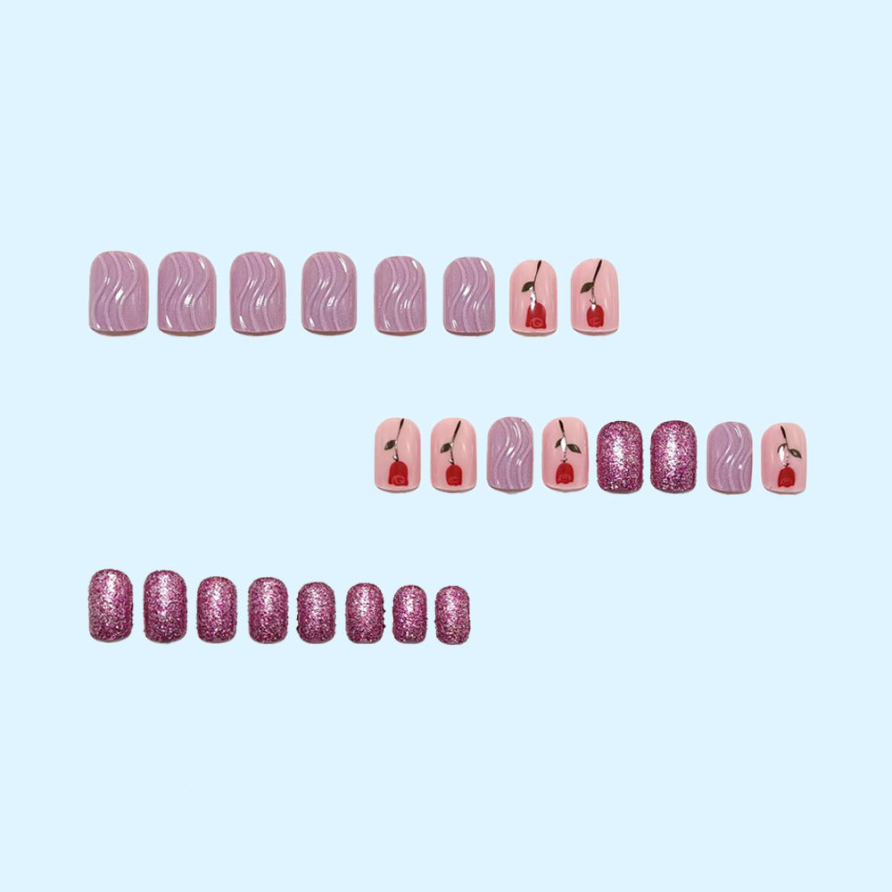 False nails with glamorous glitter design Stornfield