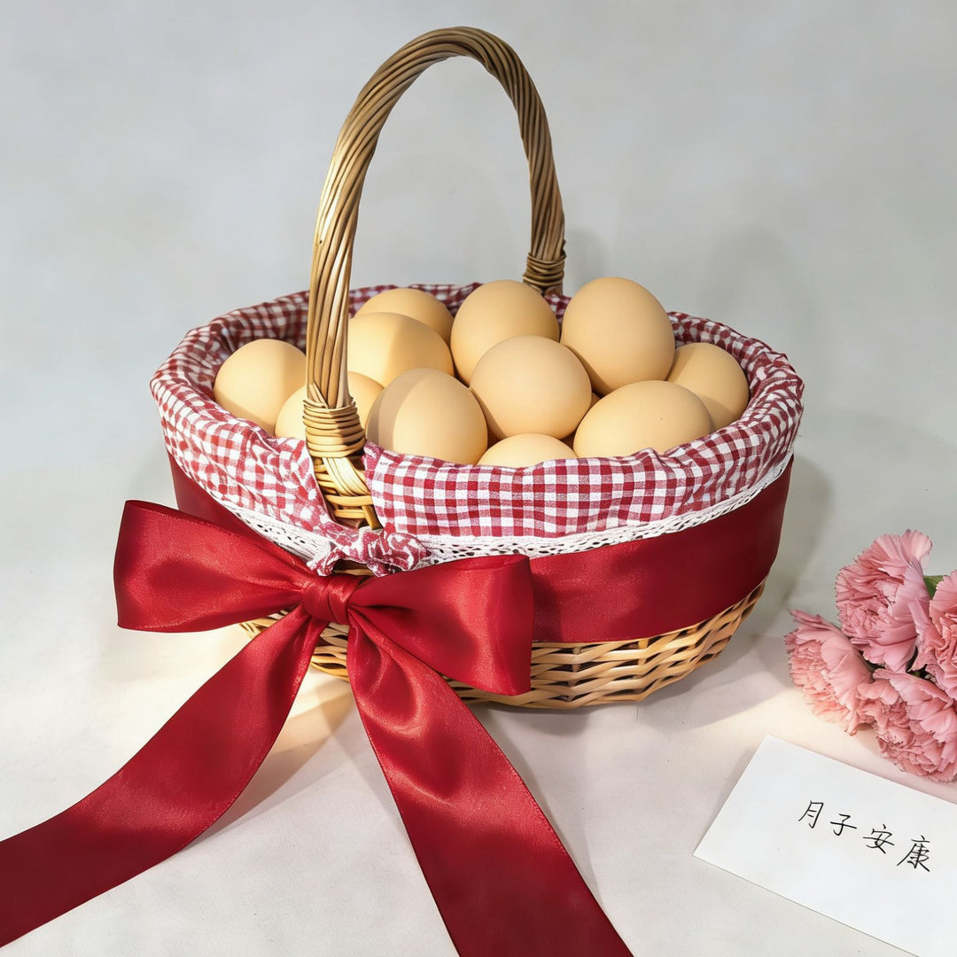 Women's braided basket with decorative fabric cover and practical carrying handles Stornfield