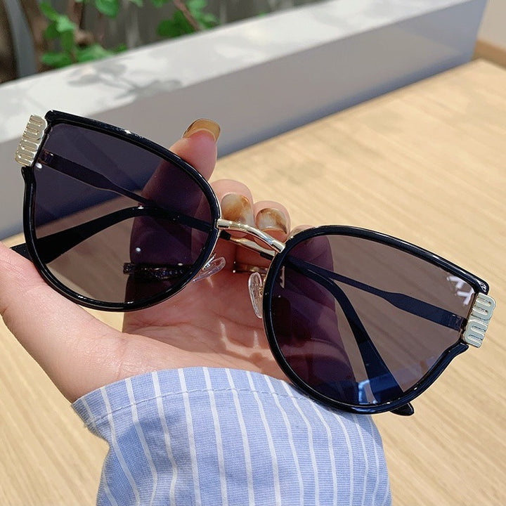 Women's Cat-Eye Sunglasses with Elegant Accentuated Lenses Stornfield