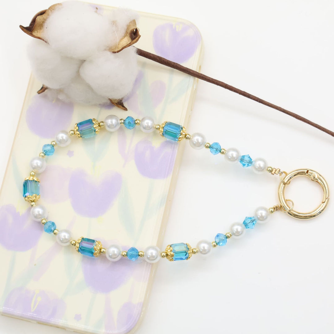 Elegant Beaded Phone Chain Stornfield