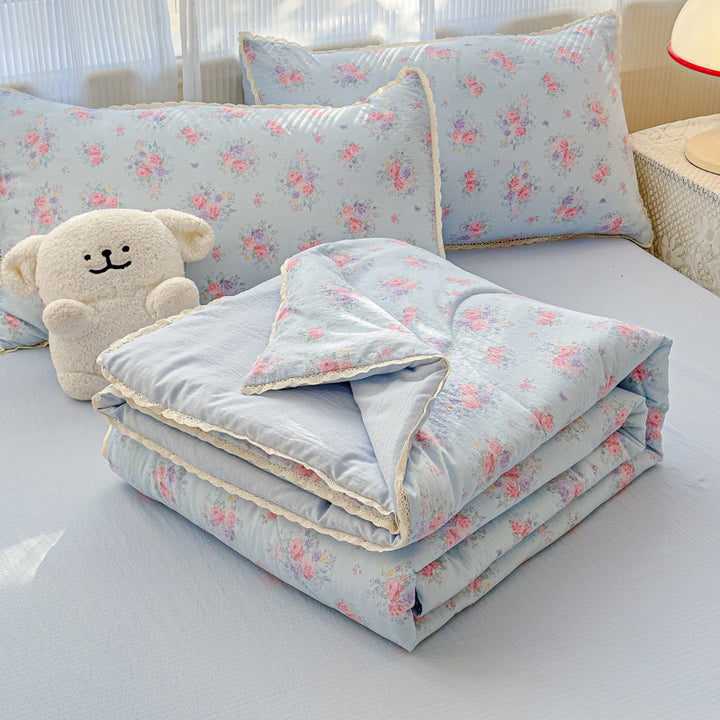 Floral Pattern Quilt Blanket