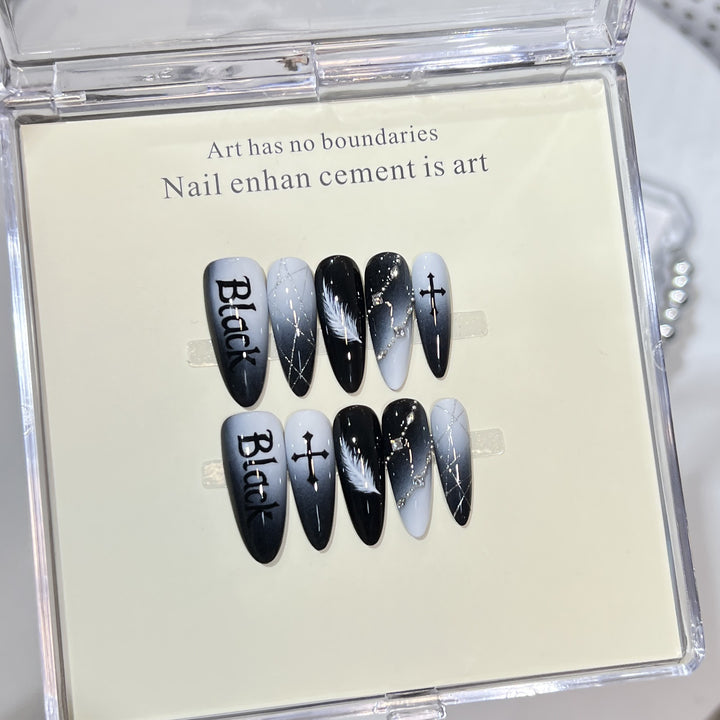 Festive Themed Press-On Nail Set