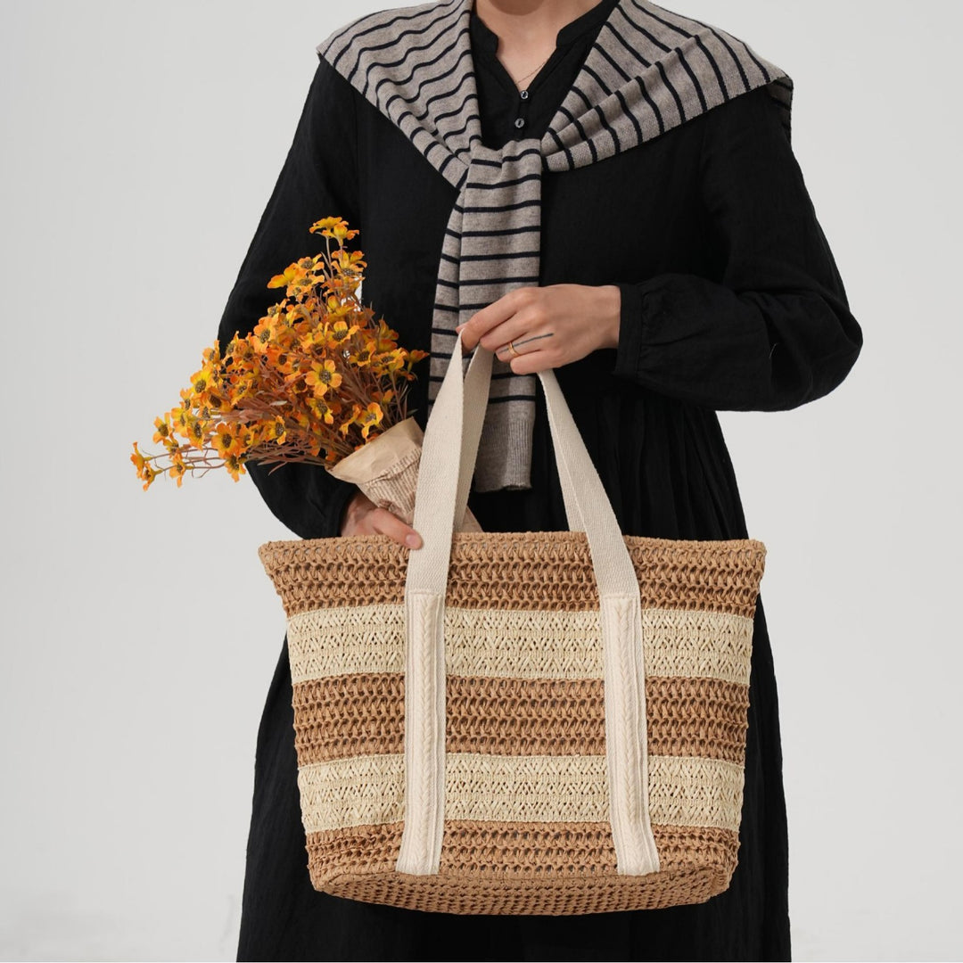 Beach bag made of sustainable natural material with structured design Stornfield