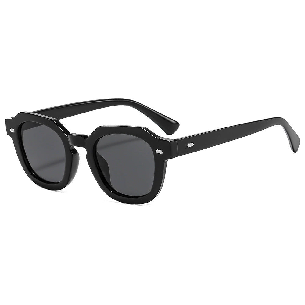 Women's sunglasses in modern design with polarized lenses Stornfield