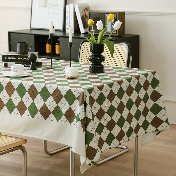 Diamond tablecloth made of easy-care cotton-polyester blend with decorative checkered pattern Stornfield