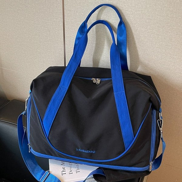 Spacious Weekend Travel Duffle
