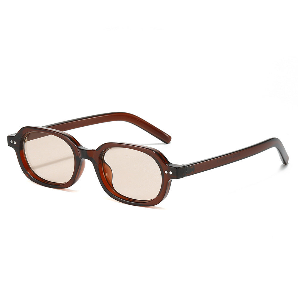 Stylish Vintage-Inspired Oval Sunglasses Stornfield