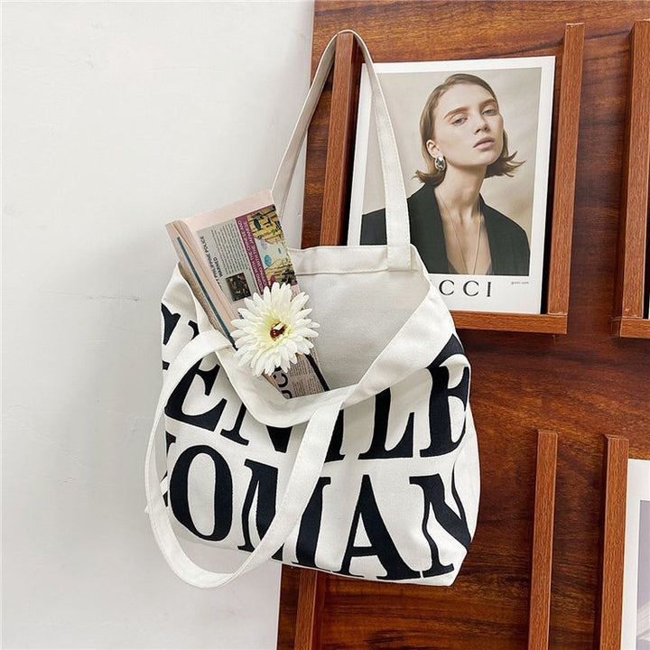 Fashionable cotton bag with striking lettering Stornfield