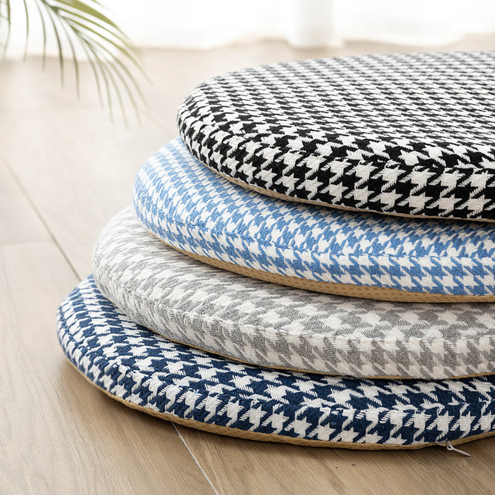 Cozy Houndstooth Decorative Cushion
