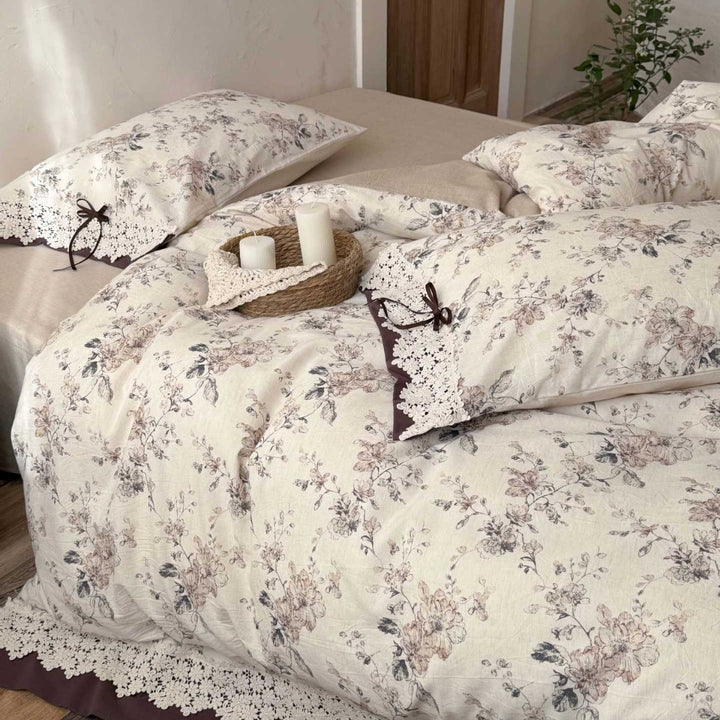Luxurious cotton-linen bedding set with floral print and crochet lace