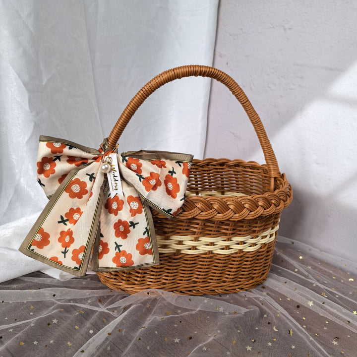 Women elegant handwoven shopping basket Stornfield