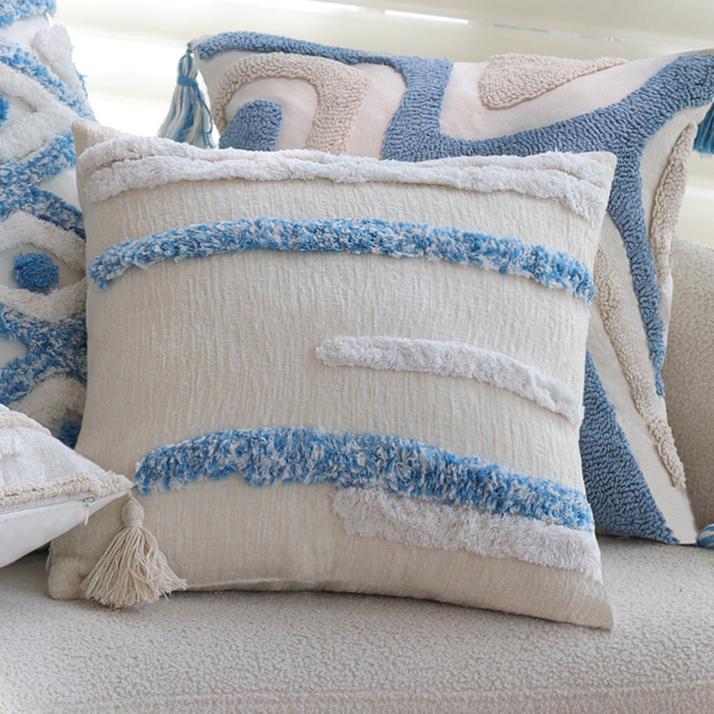 Decorative cushion with geometric pattern