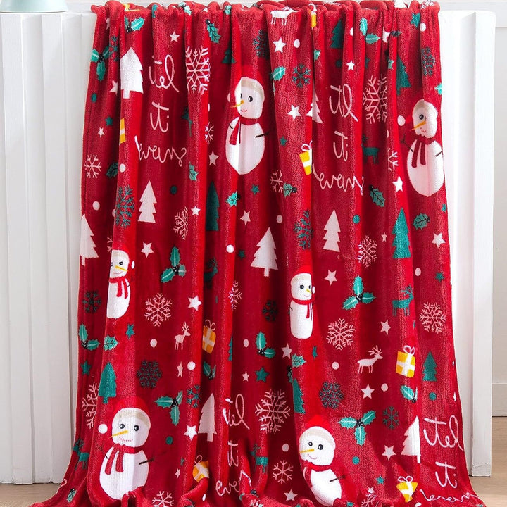 Festive Holiday-Themed Plush Throw Blanket