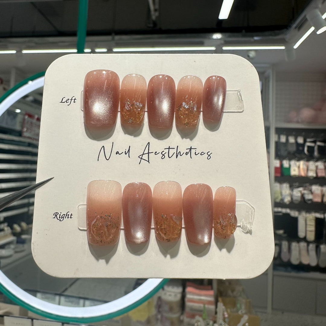 Aesthetic Press-On Nail Set Stornfield