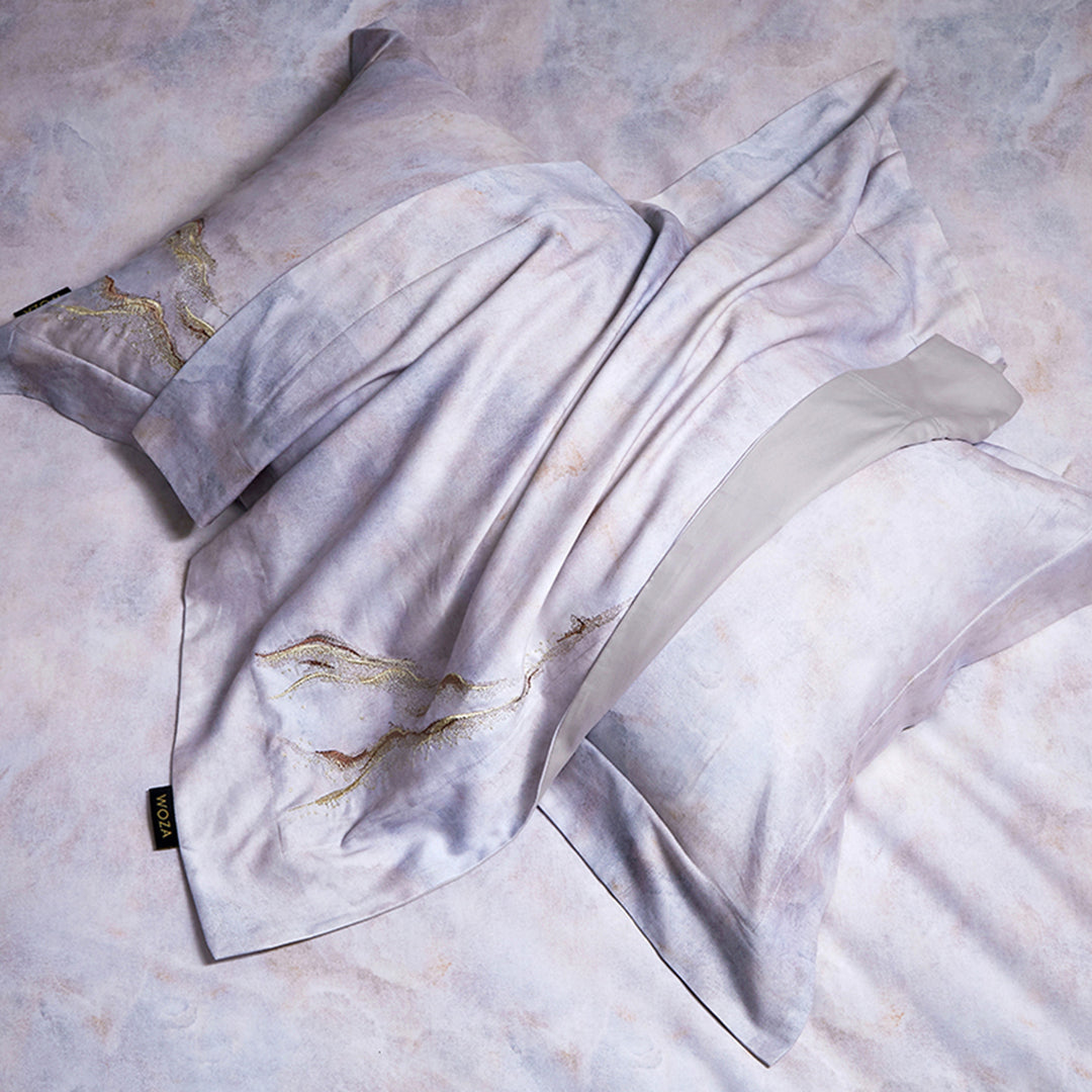 Marble-Effect Cotton Sateen Duvet Cover Set with Knitted Throw and Oxford Shams